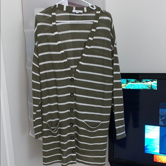 Cardigan - Picture 1 of 2